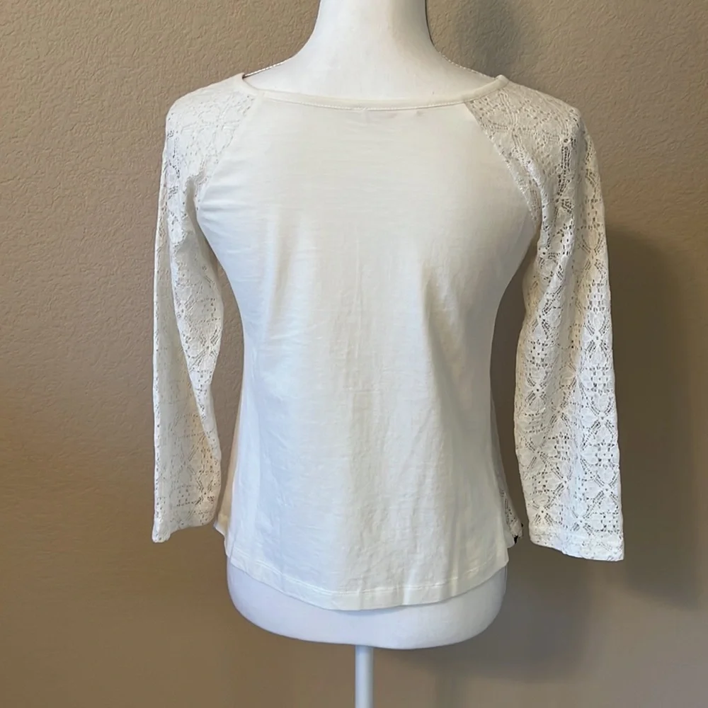 🎉Host Pick🎉Free People White Embroidered Lace Top